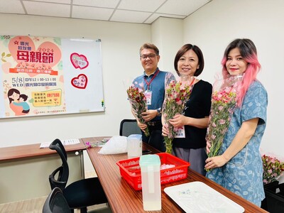 113-05-08感恩母親節贈花活動(10)